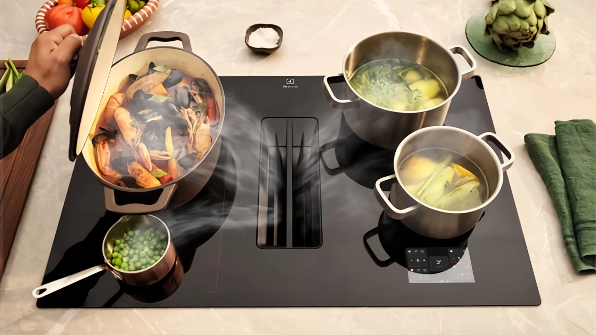 Electrolux 'SensePro®' EHH80KX9PC